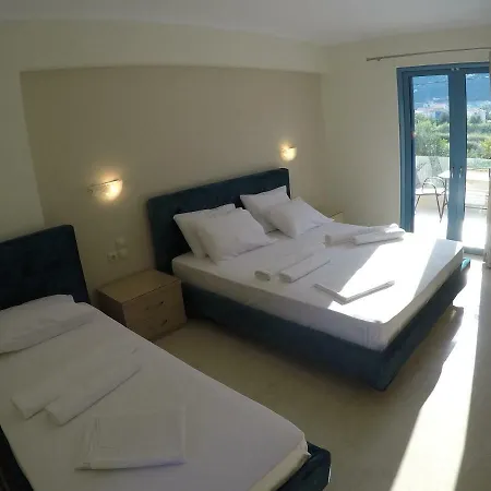 Ammos & Thalassa דירה *